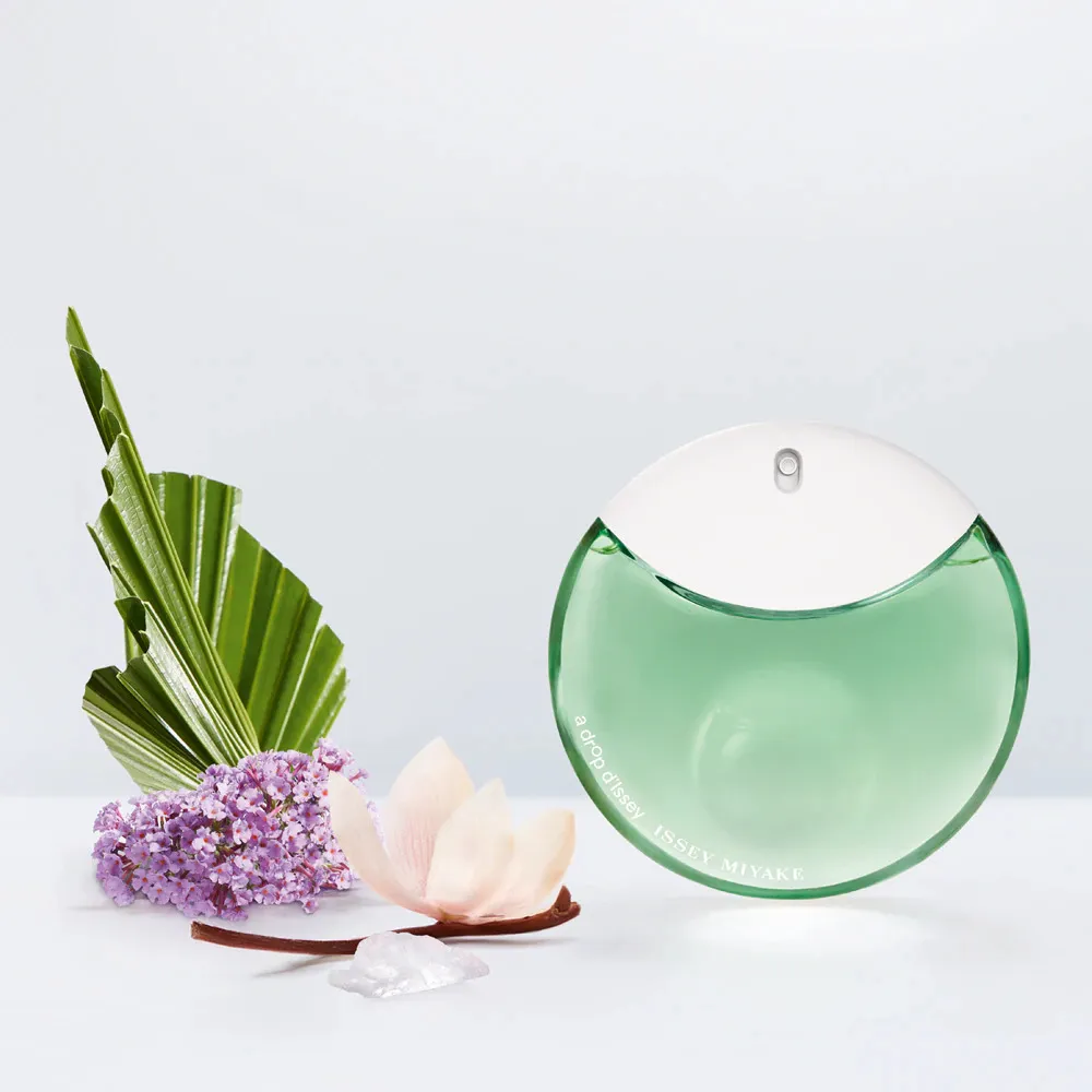 A Drop d'Issey Essentielle Eau de Parfum nőknek 90 ml
