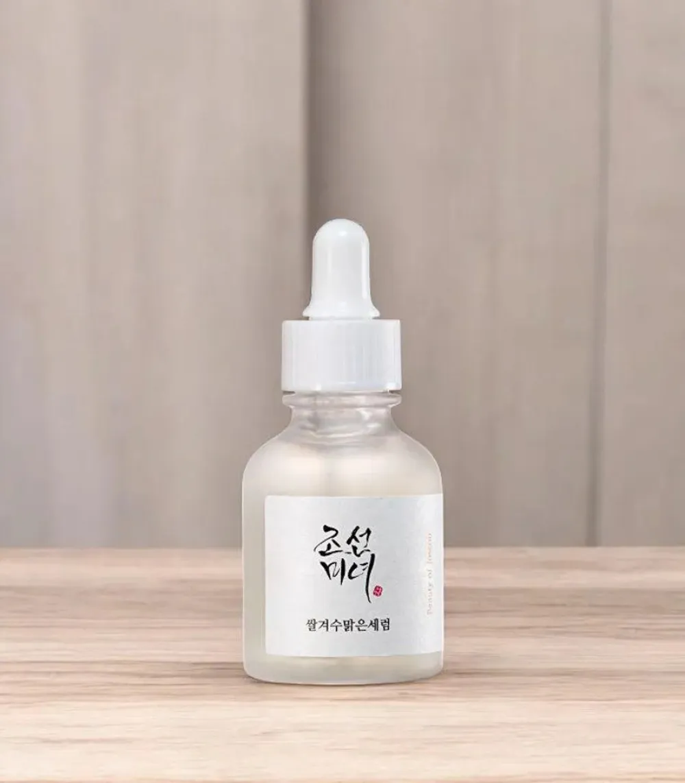 Glow Deep Serum Rice + Arbutin ragyogást adó szérum a bőrtónus egységesítésére 30 ml
