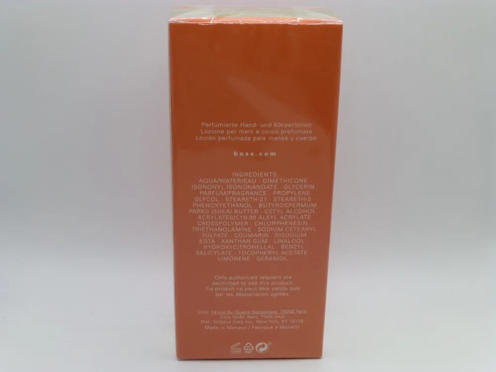 Boss Alive testápoló nőknek 200 ml