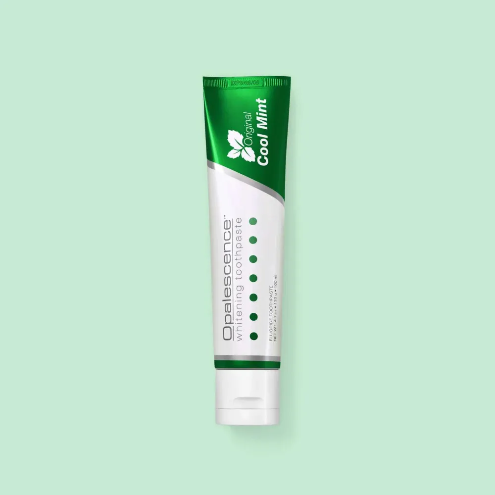 Cool Mint fehérítő fogkrém 133 g