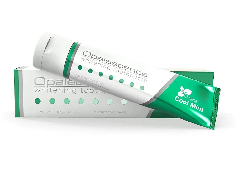 Cool Mint fehérítő fogkrém 133 g