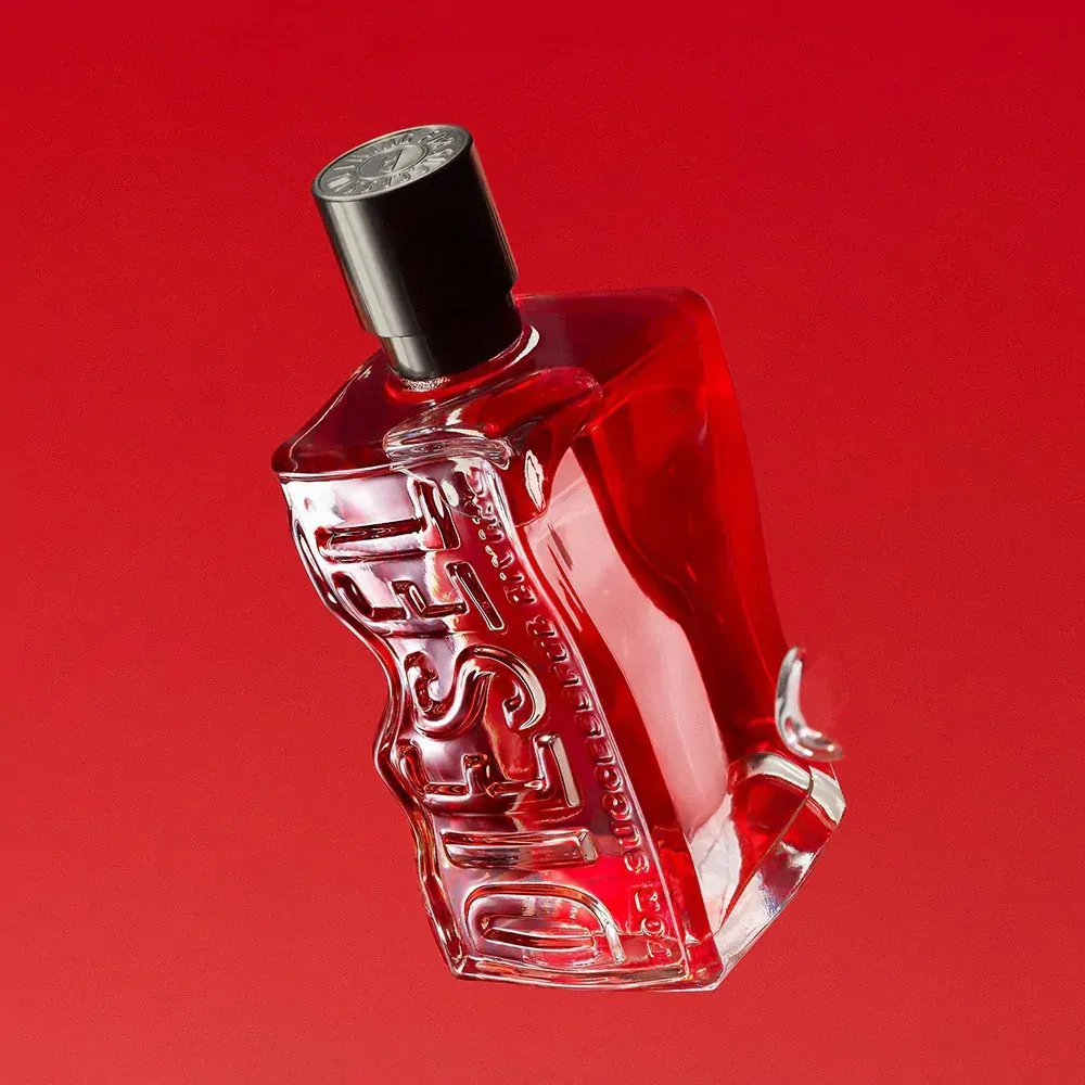 D Red parfümös víz uniszex 100 ml