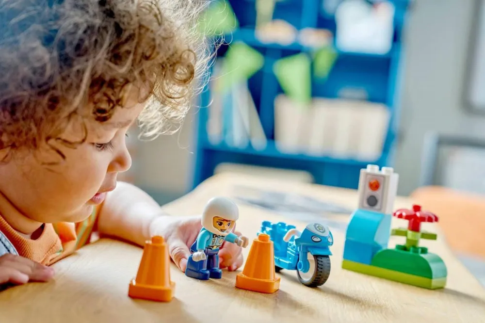 DUPLO® 10471 Kék rendőrmotor