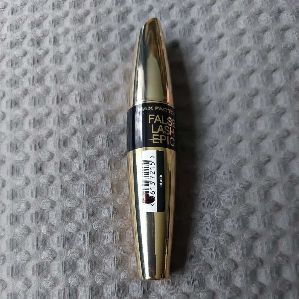 False Lash Epic Vízálló - Fekete 13 ml