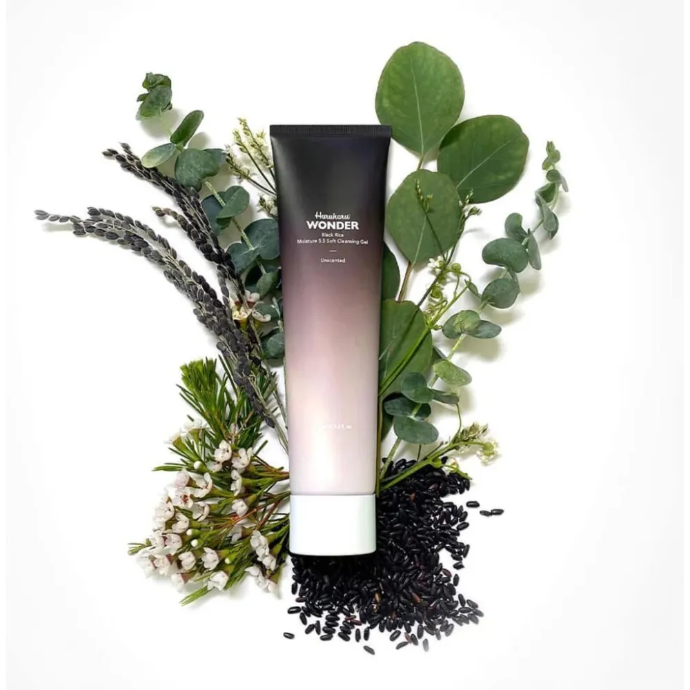 Wonder Black Rice Moisture 5.5 Soft Cleansing Gel gyengéd arclemosó gél pH 5,5-ös 100 ml
