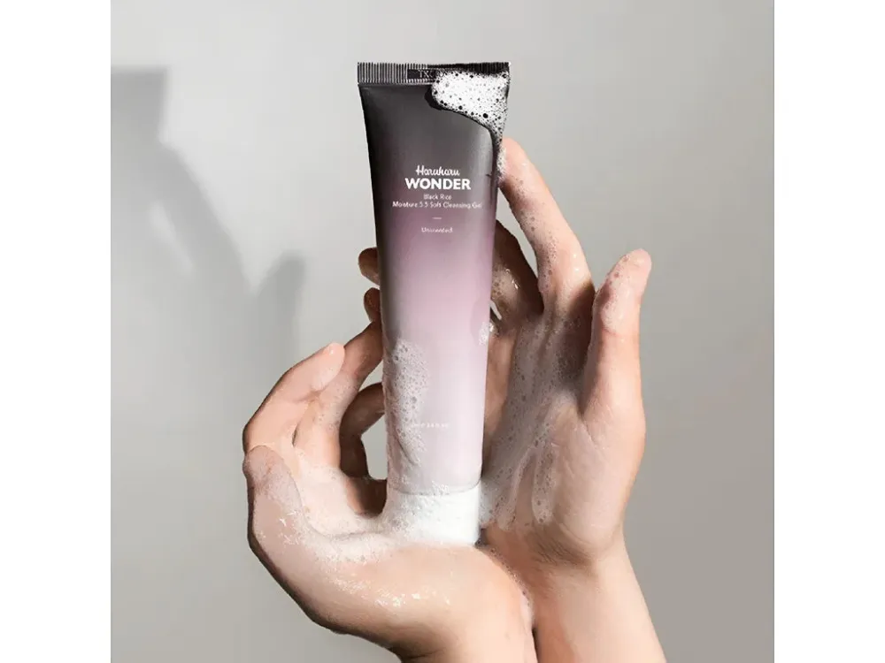 Wonder Black Rice Moisture 5.5 Soft Cleansing Gel gyengéd arclemosó gél pH 5,5-ös 100 ml