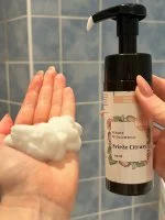 Kvitok Folyékony habszappan Friss citrusok (150 ml) – gyönyörű friss illattal