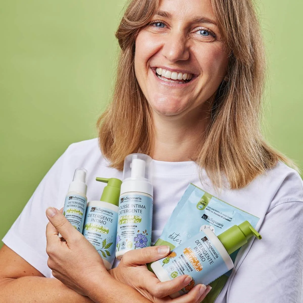 laSaponaria Intim lemosóhab búzavirággal és prebiotikumokkal BIO (100 ml) - gyermekeknek és a menopauza időszakában is alkalmas