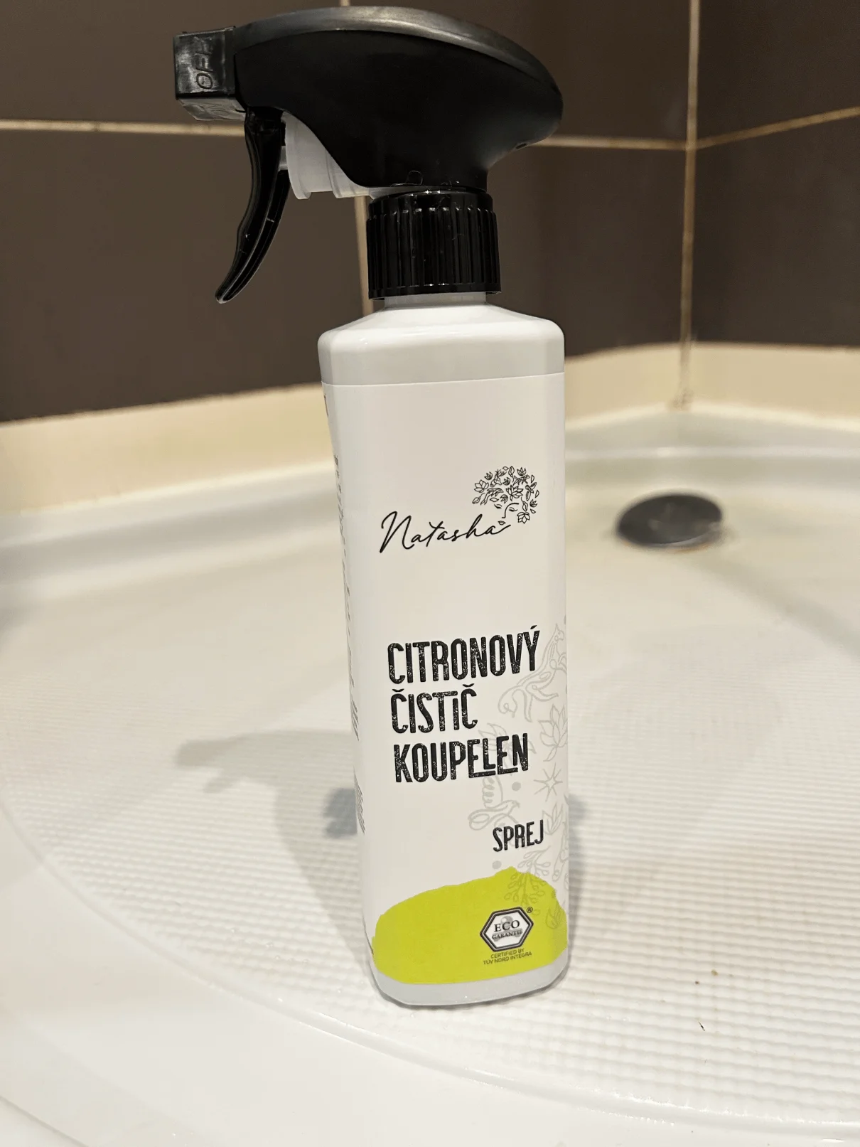 Natasha Citromos fürdőszobatisztító – spray (500 ml) – kemény vizű háztartások számára is megfelelő