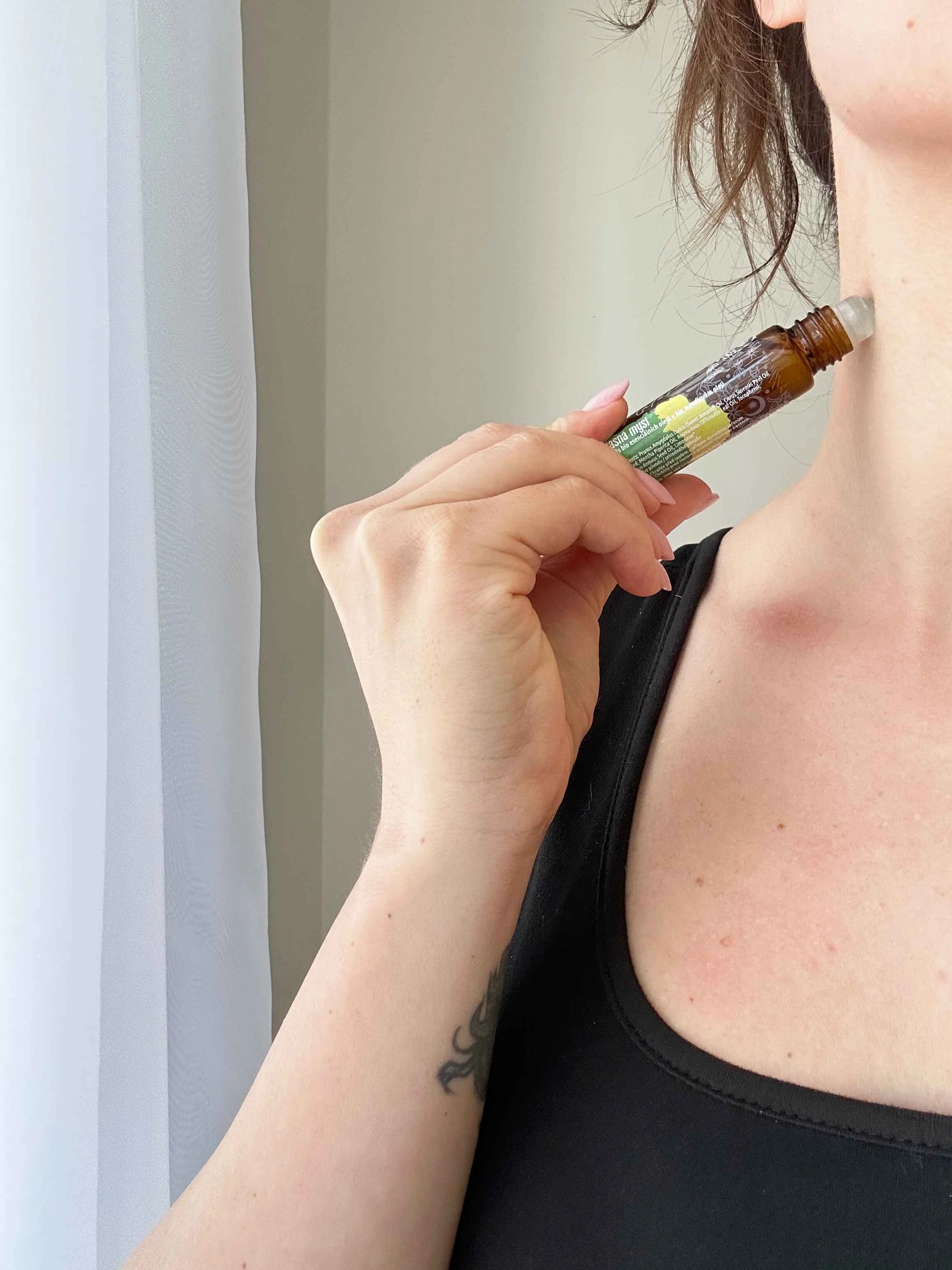 Natasha Roll-on illóolaj-keverék – Tiszta elme (10 ml) – felfrissülés bármikor és bárhol