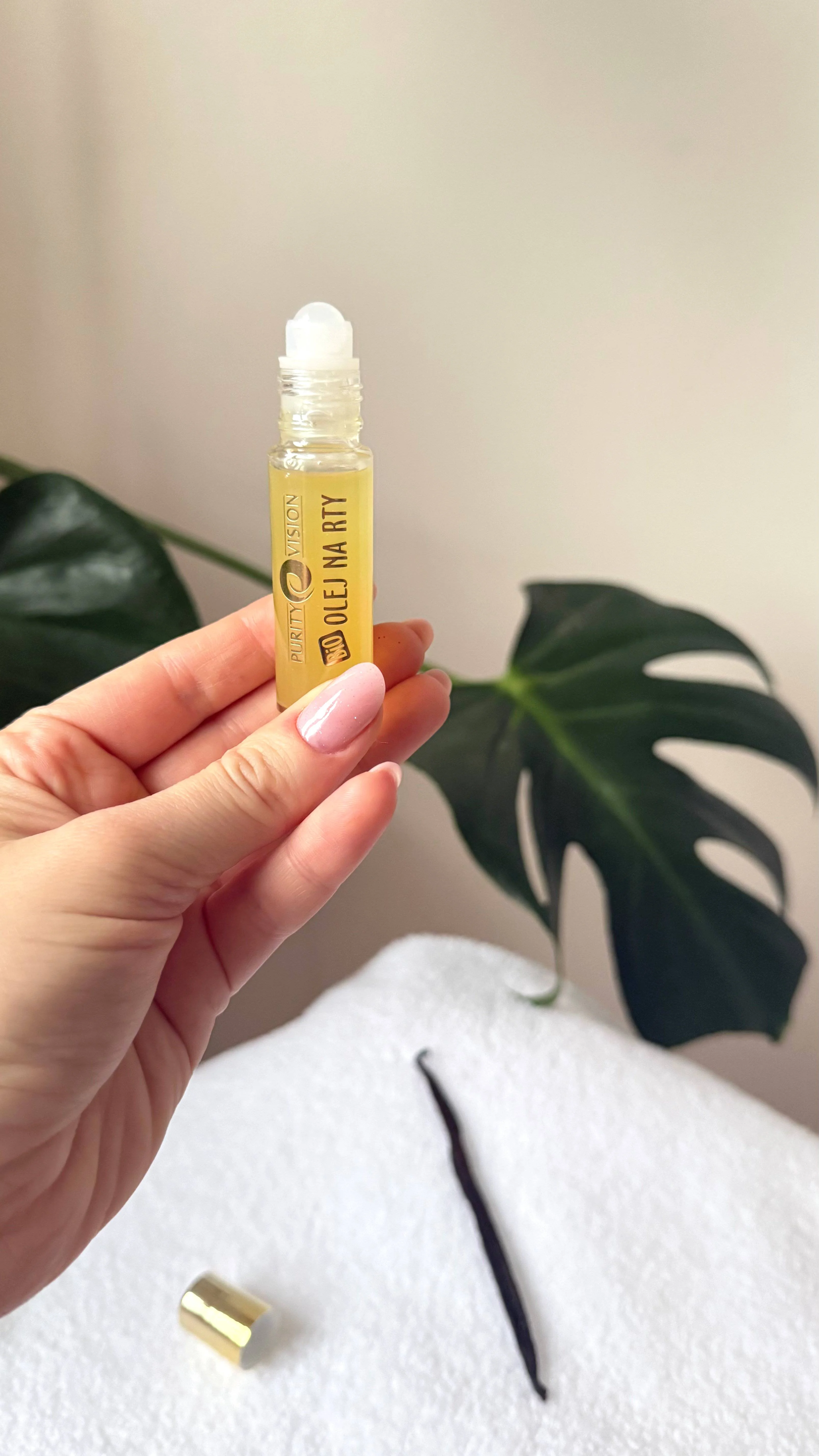 Purity Vision BIO vaníliás ajakolaj (10 ml) - illatos segítség a kiszáradt ajkaknak