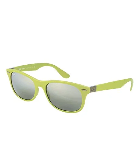 RB4207 Wayfarer Liteforce napszemüveg 55x17x150 mm szürke uniszex