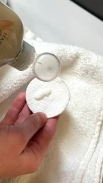 SO’BiO étic BIO sminklemosó tej szamártejjel (200 ml) – gyengéden eltávolítja a sminket és a szennyeződéseket