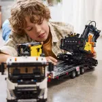 Technic 42175 Volvo FMX teherautó és Volvo EC230 elektromos markológép