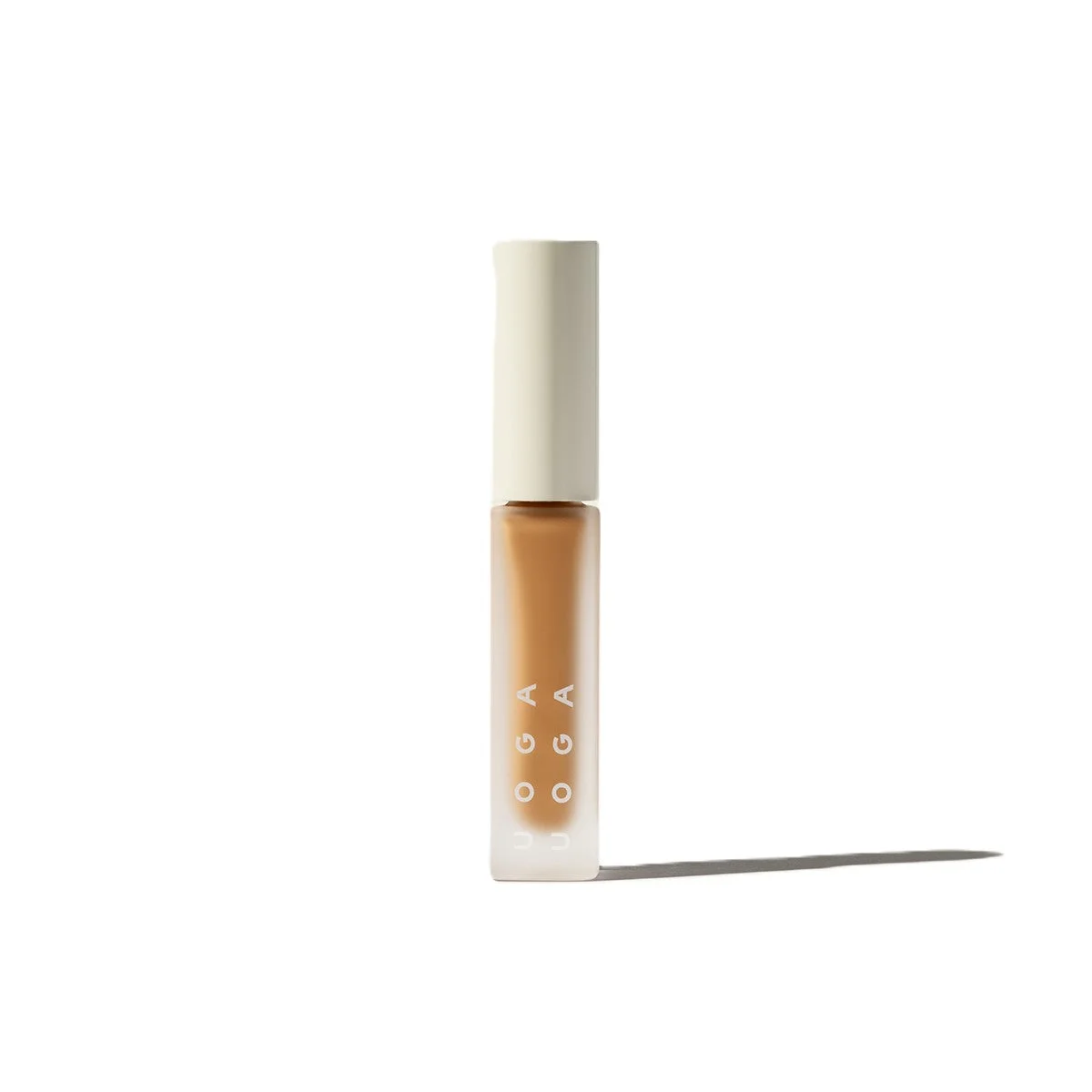 Uoga Uoga Folyékony korektor (5 ml) Invisible Hero No. 4 - 674 Medium Warm - láthatatlan hős a bőrhibákra