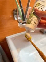 Urtekram Fehérítő fogkrém BIO mentával (75 ml) - friss mentás ízzel