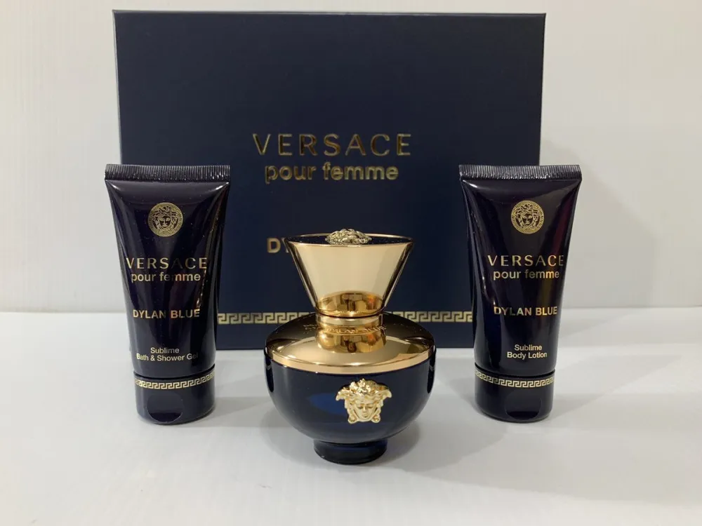 Dylan Blue Pour Femme ajándékszett nőknek parfüm 50 ml + testápoló 50 ml + tusfürdő 50 ml 50 ml + tělové mléko 50 ml + sprchový gel 50 ml