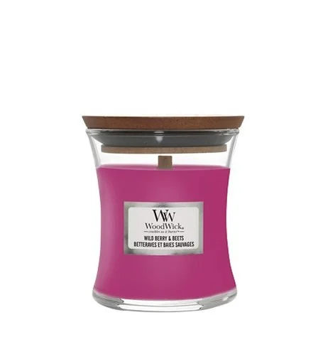 Wild Berry & Beets illatgyertya fa kanóccal 85 g