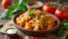 Hogyan készítsük el a tökéletes vajas csirkét, és nyűgözzük le vendégeinket