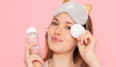 Hidratálás és tisztaság a sminklemosó tejnek köszönhetően
