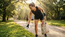 Plogging avagy hogyan fussunk és takarítsuk meg a természetet