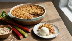 A rebarbara crumble zabálás morzsával soha nem okoz csalódást